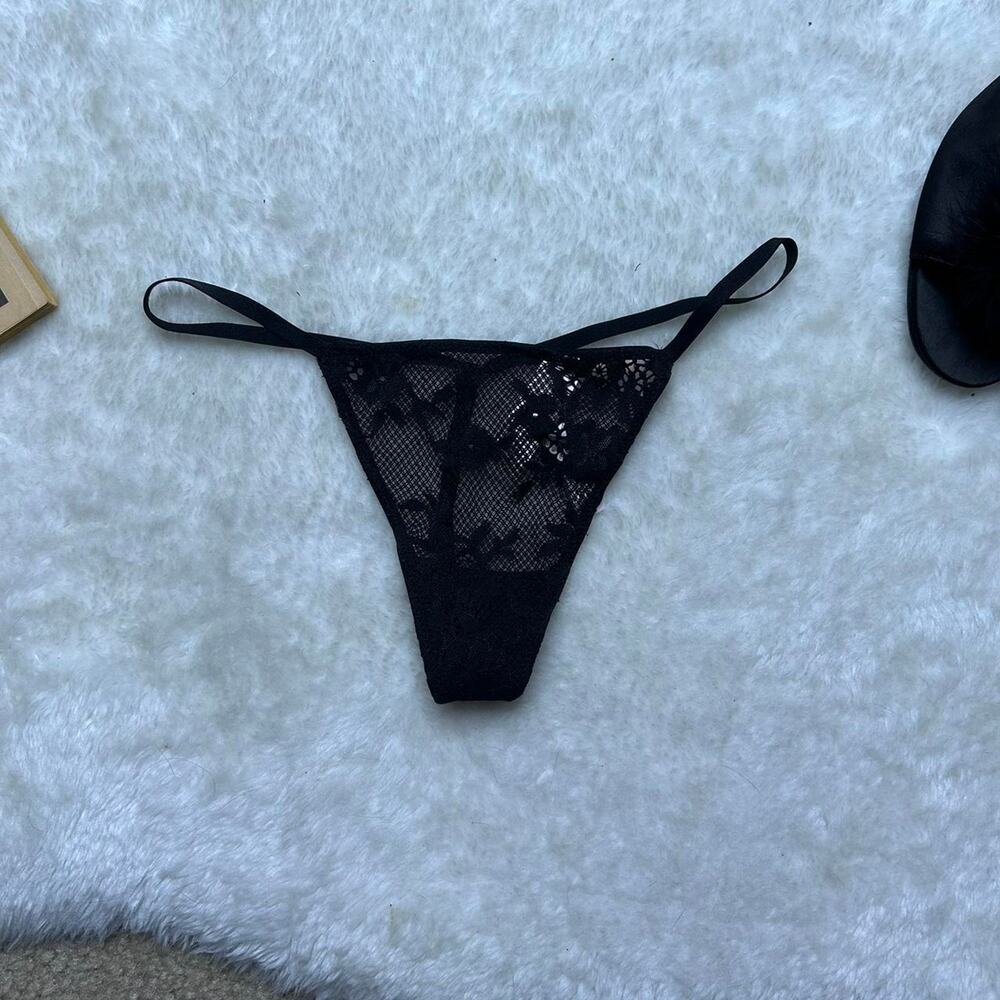 Victoria’s secret thong!!